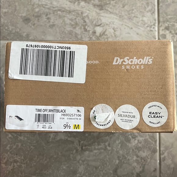 Dr. Scholl's Time Off Sneaker Sneakers in White/Black, Size 9.5, New in Box - Picture 10 of 11